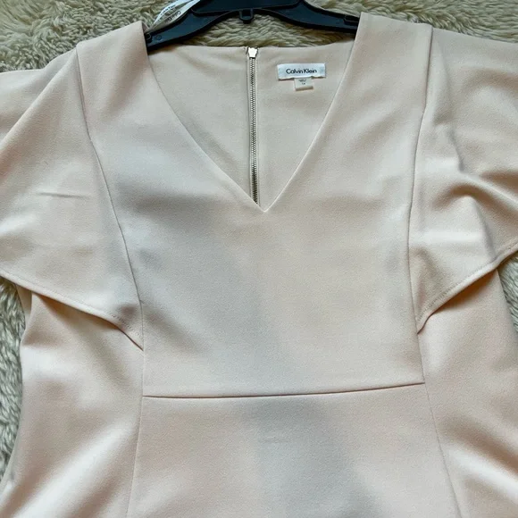 chinese dress ladies Calvin Klein Women's Dress Flutter Sleeve Gauze Midi Dress Lipstick 8 at  Amazon Women's Clothing store